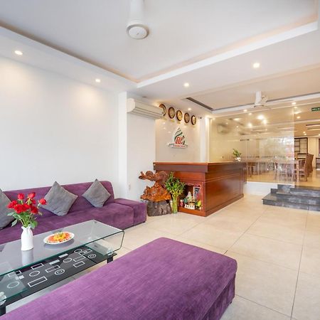 Twilight Beach Hotel Da Nang Bagian luar foto